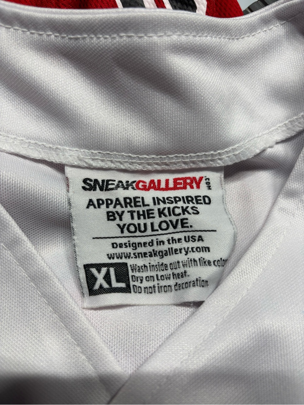 T- shirts, Jersey & Shorts - Picture 6 of 9